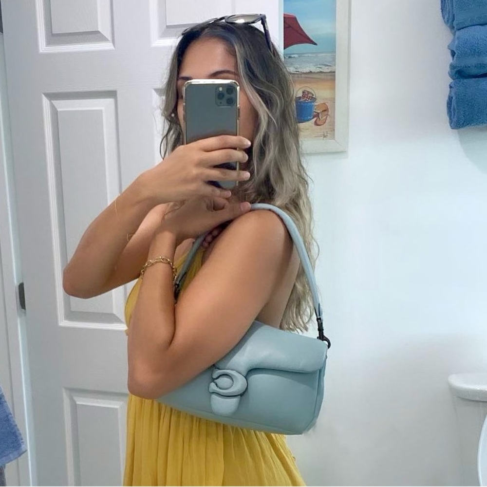 LIGHT BLUE LARGE SIZE COACH PILLOW TABBY - Picture 2 of 9